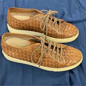Woven Leather Sneakers - Tan
